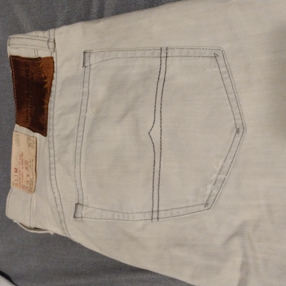 New - Picture 3 of 4